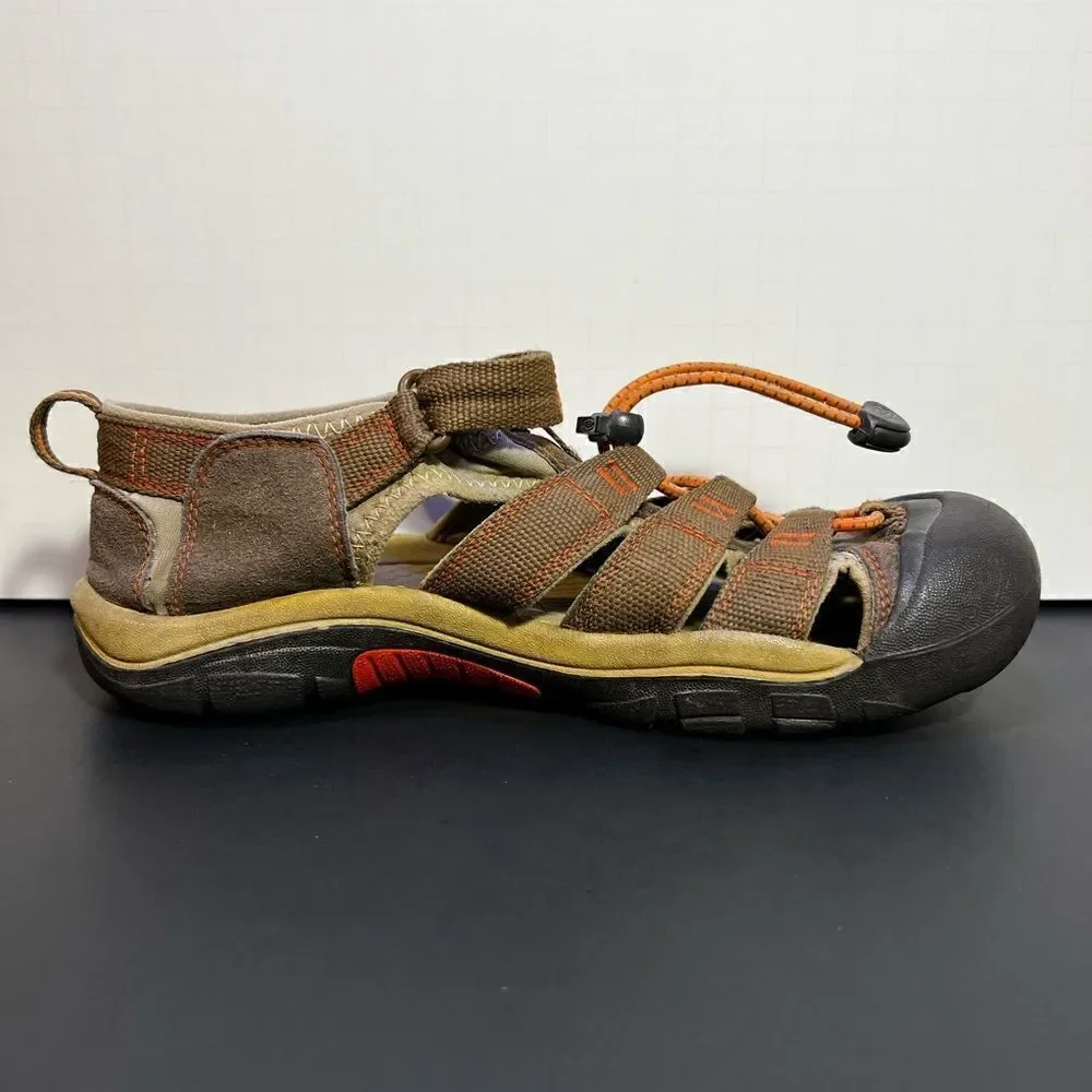 Kids KEEN Newport H2 Brown Waterproof Sandals / Size 5